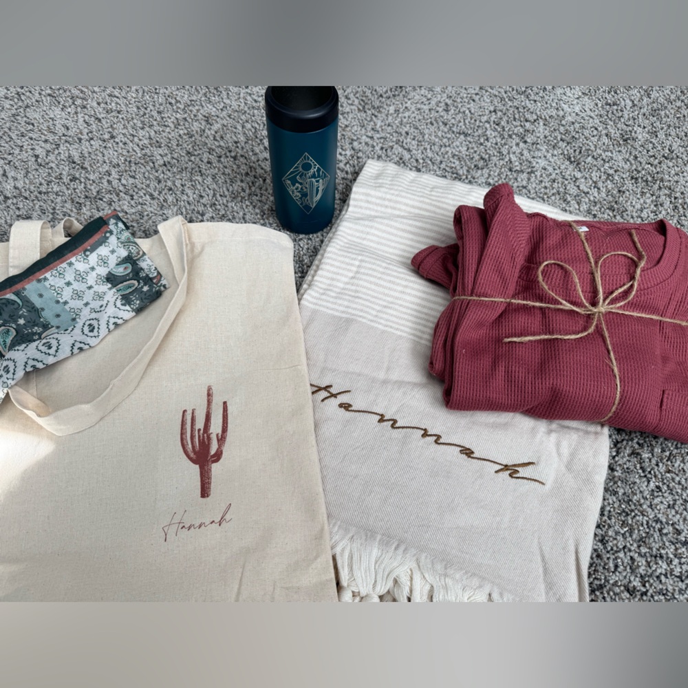 Custom Gift Bag “Hannah”